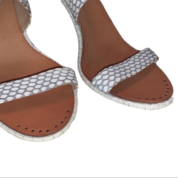 Vince Camuto Pikora Cream Snakeskin Peep Toe Stilettos Size 8 Heels Ankle Strap - Picture 7 of 16